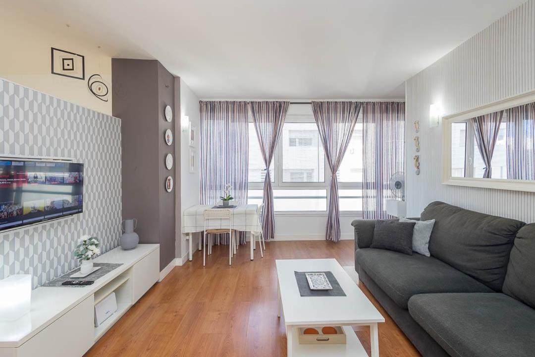 Lujan Suite Playa Las Canteras Las Palmas de Gran Canaria Exterior photo